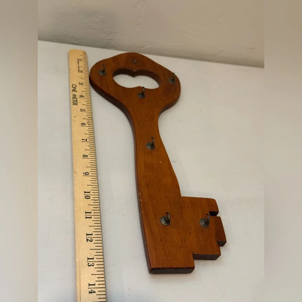 Vintage Wooden‎ Key Holder Rack Key Shaped Hanging Wall Mount Hooks Rustic